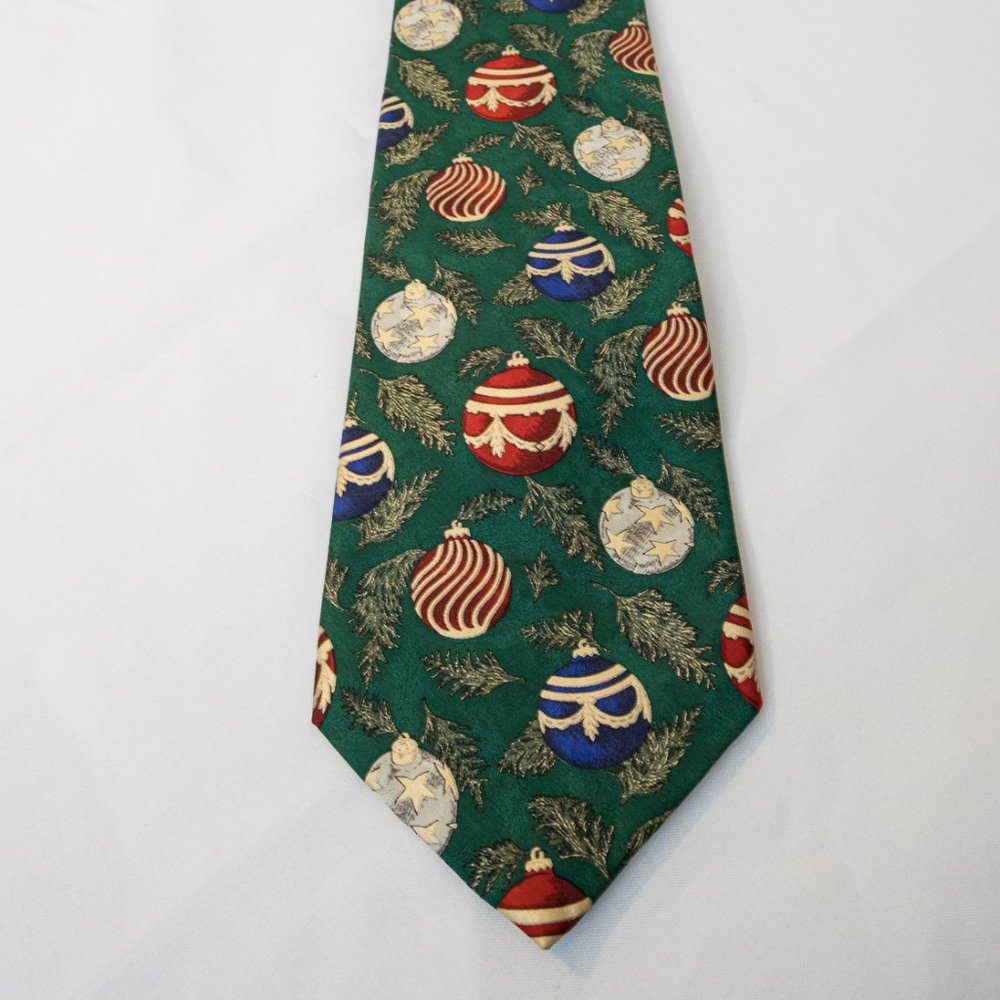 Robert Talbott Christmas Ornaments tie 100% Silk